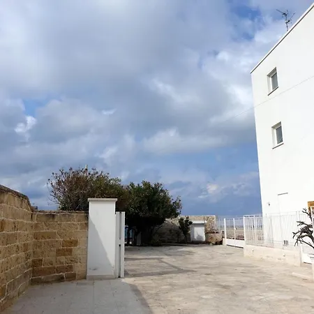 La Finestra Sul Mare *