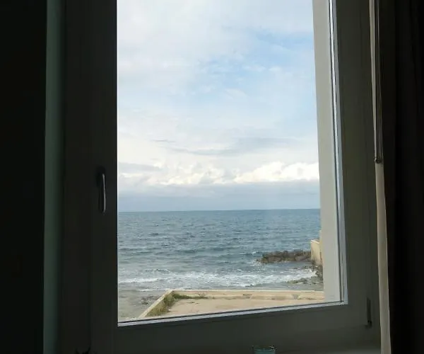 La Finestra Sul Mare Apartamento *