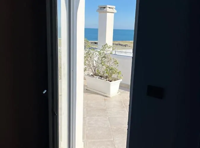 Apartment La Finestra Sul Mare